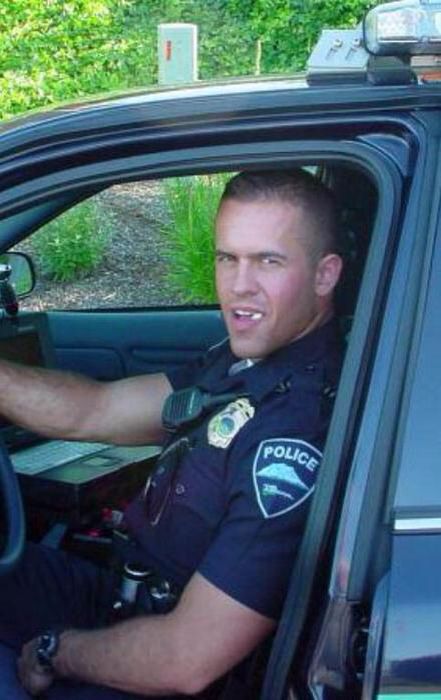 191 best images about Cute police officers on Pinterest ...