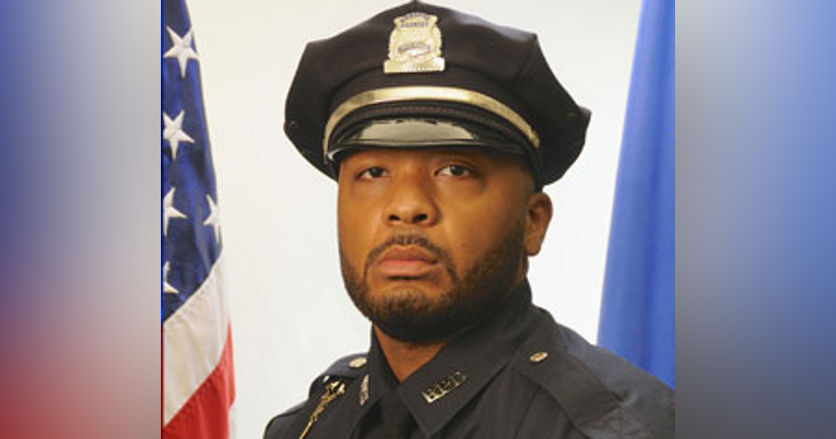 Boston Police Officer Collapses, Dies While On Duty