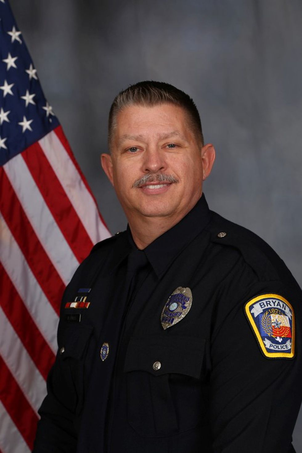 Bryan Police officer, Darrel Fikes retires after 20 years ...