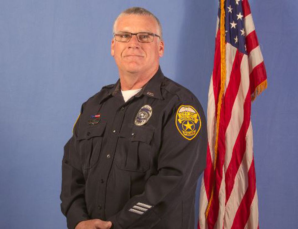 Moline police officer retiring after 33 years of service