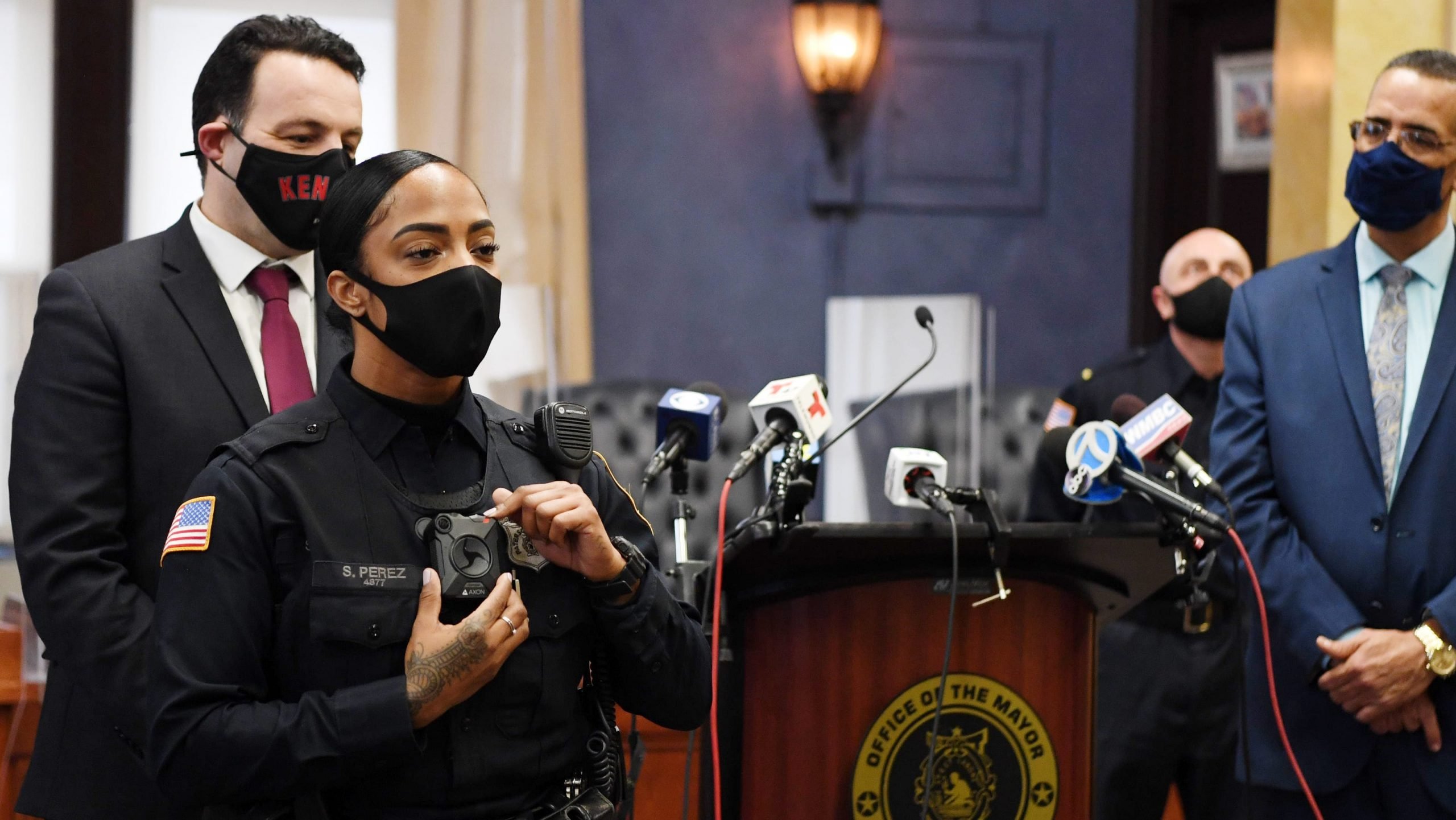 Paterson NJ police officers now wearing body cameras