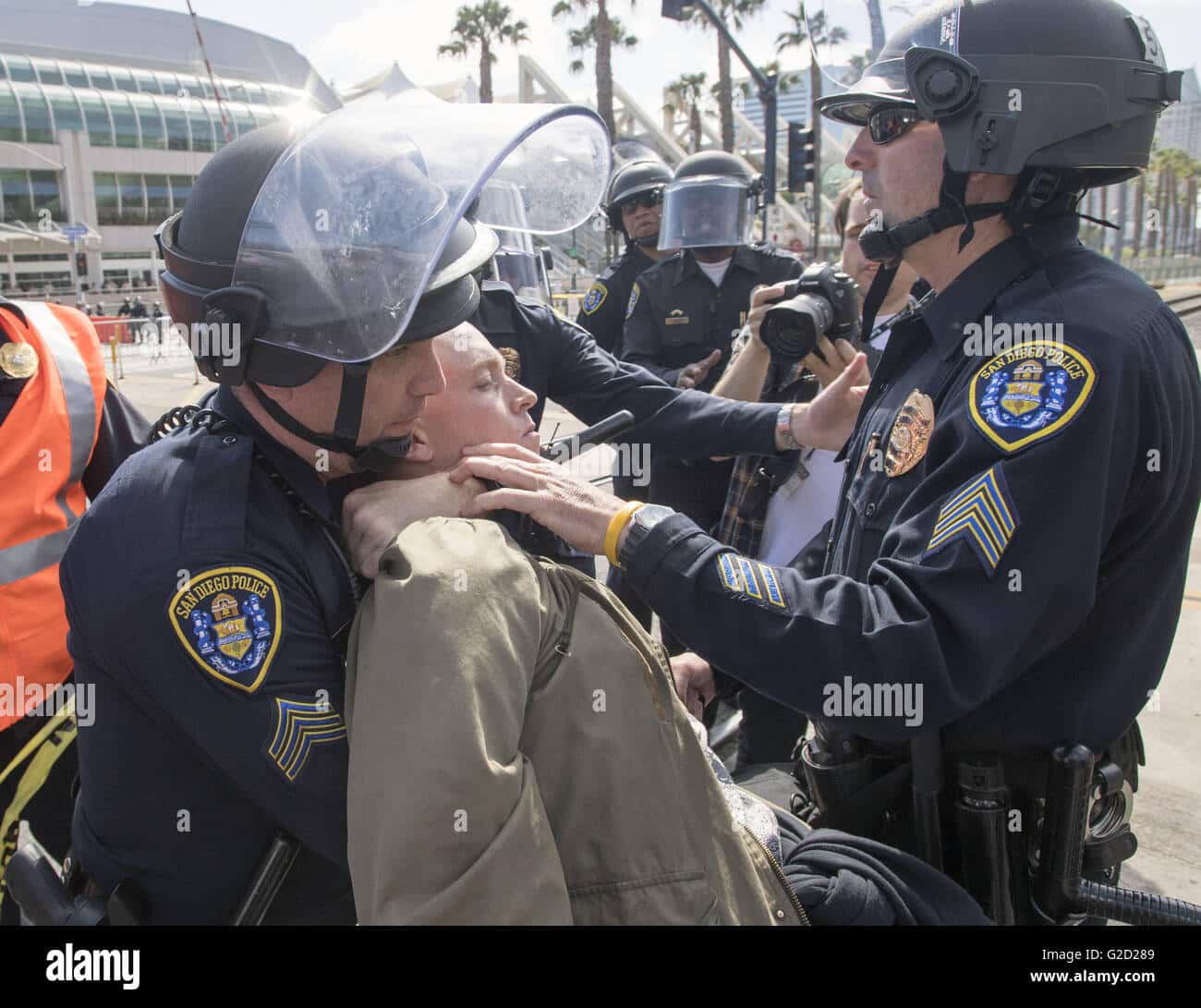 San Diego, California, USA. 27th May, 2016. San Diego Police Officers ...