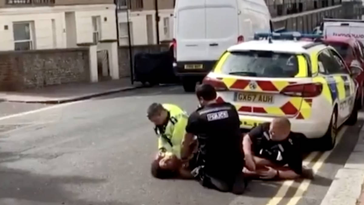 Sussex Police review footage of officers restraining man ...