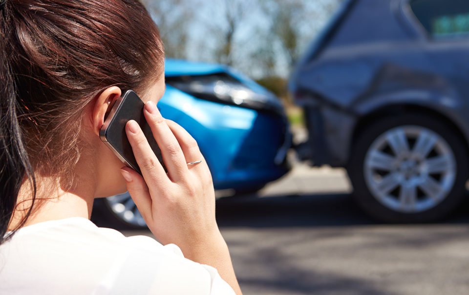 When to Call the Police from the Scene of Accident
